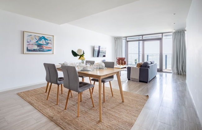 Superb And Modern 1BR on a Premier Waterfront Location! - Photo 1