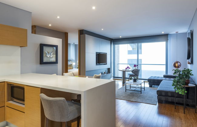 93 Luxury Suites & Residences - Photo 26