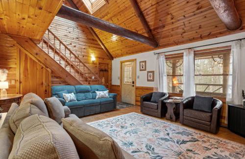 Lucky Log Cabin Hottub fireplace 12min to Mt Snow - Foto 27