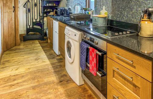 Marl Farm Cottage - Photo 4