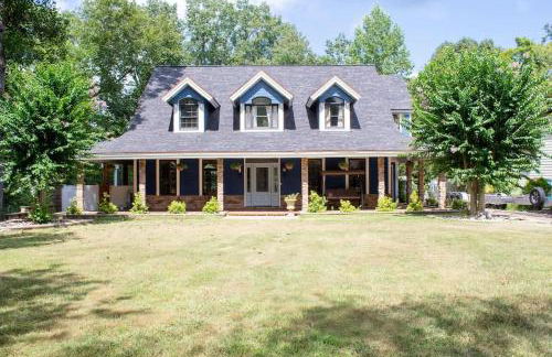 Creekside Haven with Dock & Scenic Views - Foto 1