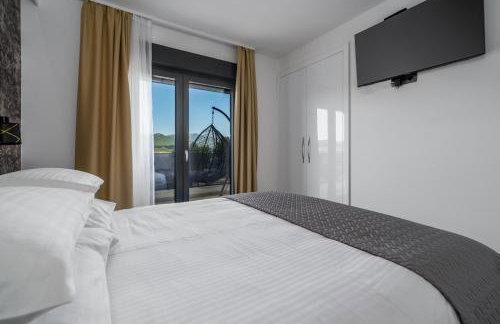 Villa Neda Heated Pool, Hot-tub, Sauna, 3 bedrooms - Photo 22