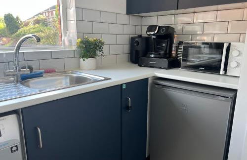 Holywood Halt - Foto 12