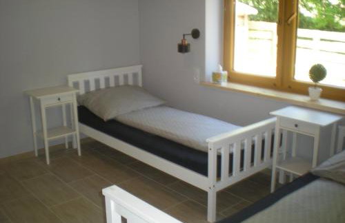 przy lesie - Foto 13