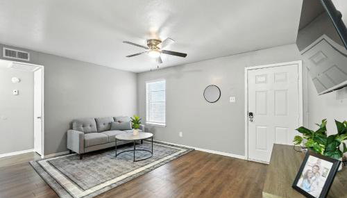 Comfortable 1BR Midterm Housing I Free Parking - Foto 2