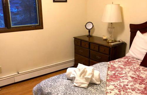 Glacier Guest Room - PRIVATE ROOM IN SHARED HOUSE REDUCED PRICE ON TOURS - Foto 63