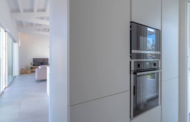 Villa Ophelia Stunning Pool - Photo 21