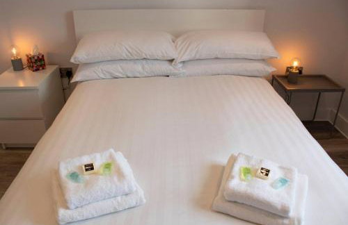 Rainbow View - Modern, central 1-bed flat, free on-site parking - Foto 7