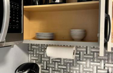 New 3 BR Apt in Elizabeth Railroad Style Path Train Bus Hospital EWR Airport NJ Manhattan NYC - Foto 6