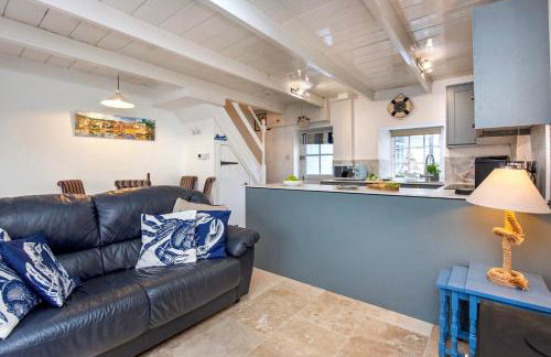 Abbey Cottage, Close to Mousehole Harbour - Photo 41