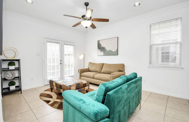 Lux Galleria Home-5BR Roof Deck - Foto 23