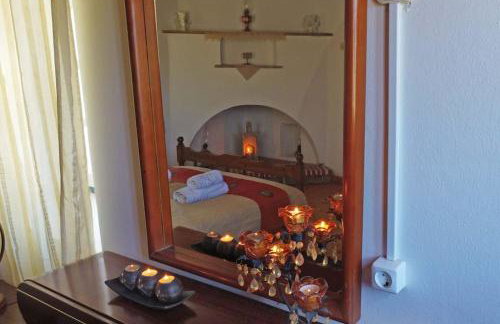 Thalia's Cottage - Cozy, Romantic Retreat with Sea & Mountain views - Photo 22