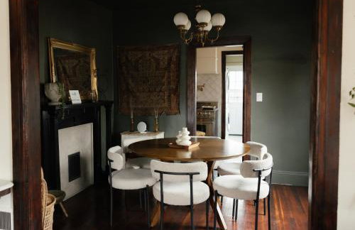 Designer Home, Hot Tub, Private Yard, & Projector - Foto 58