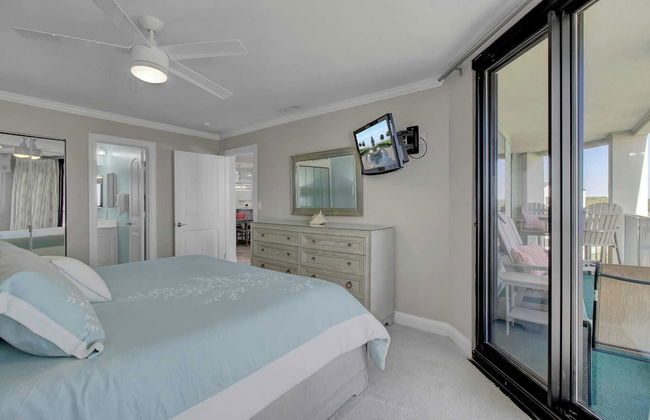 502 Summerhouse by Avantstay Ocean Front Condo w/ Community Pool Access - Foto 15