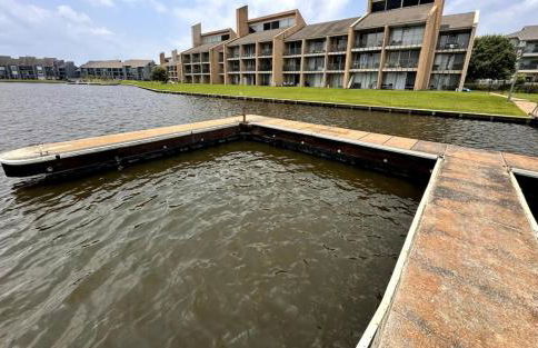 Luxury Lakefront Escape on Lake Conroe - Photo 31