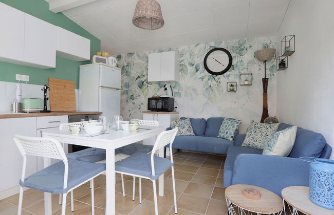 Holiday Home in Gargas Near Route des Ocres - Photo 7