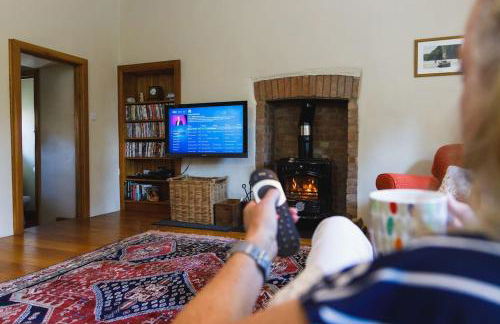 Converted Buttery Cottage in Pembrokeshire - Photo 19