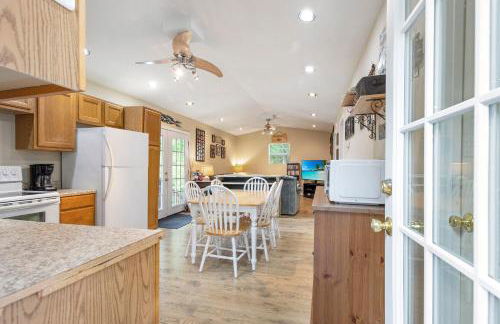 Lake Cabin & Dock - A True Ozarks Experience! - Foto 6