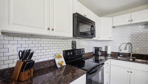 Comfy Coastal Getaway with Modern Comforts home - Foto 5