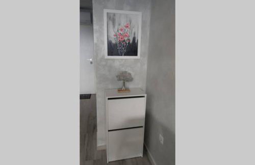 MARIA, Modern studio apartment with private parking - Photo 11