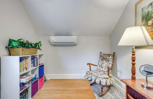 Lavish House with Patio - 2 Blocks to Green Lake! - Foto 20