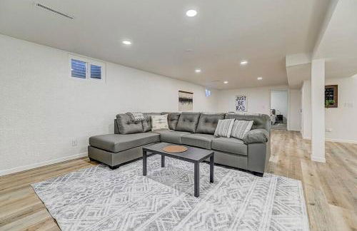 Large Pet-Friendly Sleeps 10 Near Palmer Park - Foto 14