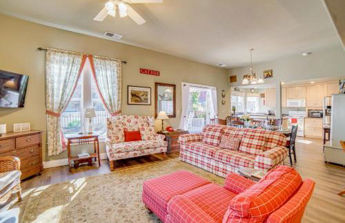 Walk to Boat Launch! Heritage House of Lakeport - Foto 1