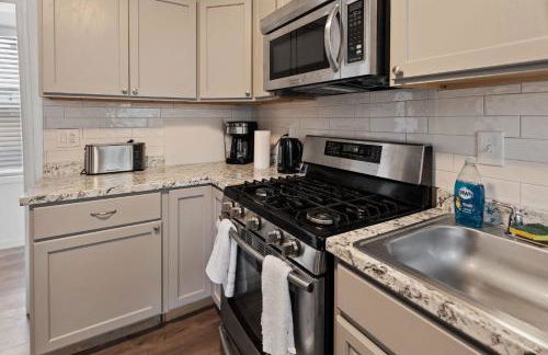 9BR Beach Block House with 13 Beds in Central Atlantic City - Foto 37