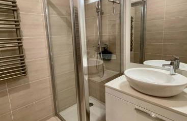 Oxford 1-bedroom apartment in a new building with pool and parking - Foto 7