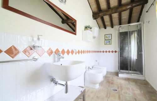 CASALE SANTA CATERINA Jacuzzi and Pool - Photo 54