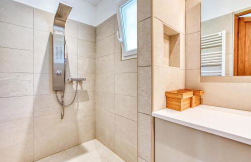 La Maison des Oliviers - Belle maison familiale avec Piscine - Foto 7