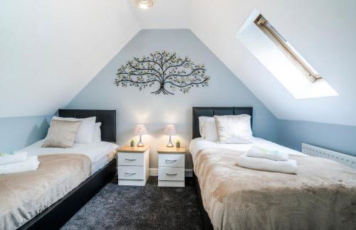 Progressive House 5 Bedrooms Inc Study with Sofabed, Garden, Smart TV in Every Bedroom FREE Parking - Foto 42