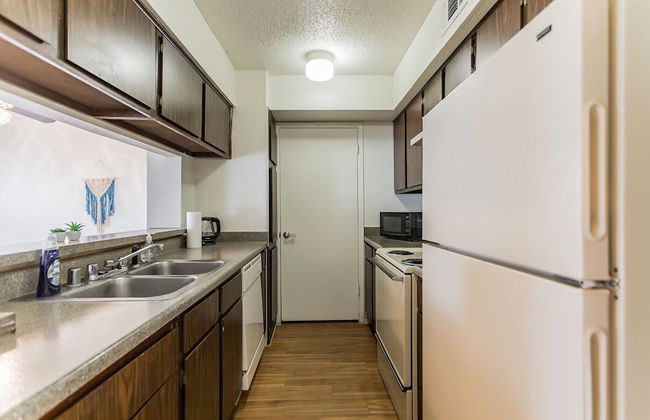 The Relaxing Suites of Midland - Photo 52