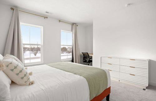 Brand-New Luxury Townhome in Noblesville - Foto 72