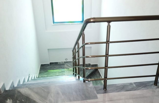 Stunning 4-bed Villa Grey 4 Bedrooms Private Pool - Photo 16