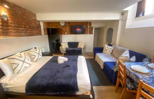 City Centre Beautiful & Cosy Studio Apartment - Photo 14