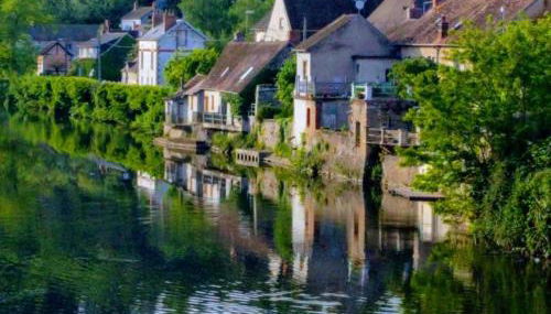 Maison médiévale 15ème siècle dans village historique d'Hérisson - FR-1-489-29 - Foto 3