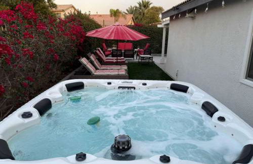 The Coachella Gem weekly discounts - Foto 1