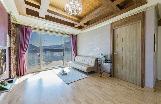 Namhae Oceanview Pension - Foto 21