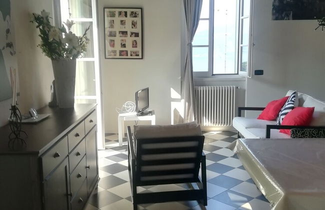 Romantic Penthouse on Lake Como - Photo 17