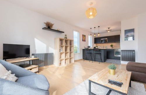 Beautiful apartment equipped near train parking - Foto 4