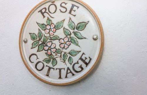 Rose Cottage - Photo 2
