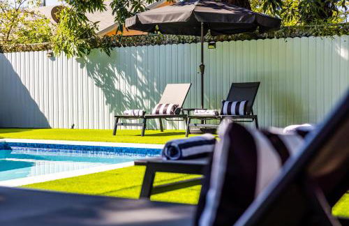 Luxury Miami Pool House Private Backyard Oasis Near Wynwood and Miami International Airport - Photo 31