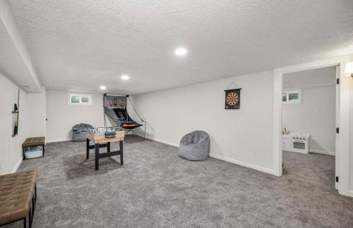 Beautiful 3 story villa with room for 17 people - outdoor POOL and indoor SAUNA - Foto 10