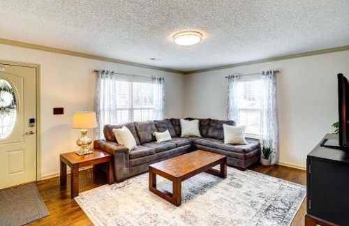 Browns Summit Vacation Rental with Fire Pit! - Photo 3