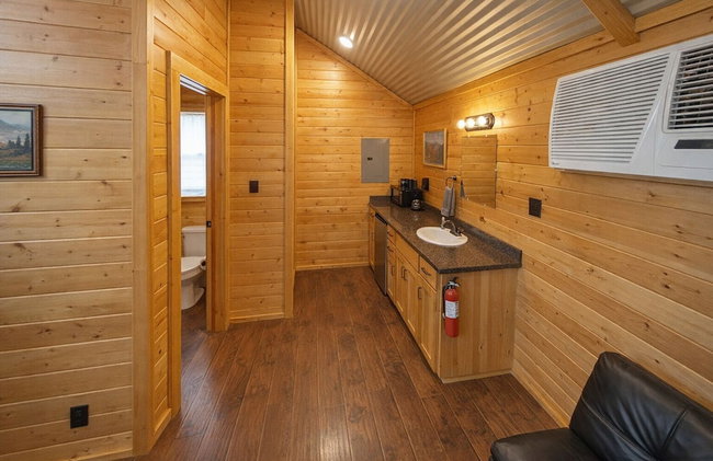 Log Cabin for Family Glamping Vacation near San Antonio - Foto 40