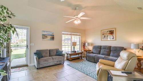 Foley Getaway with Fenced Yard - 13 Mi to Beaches! - Foto 4