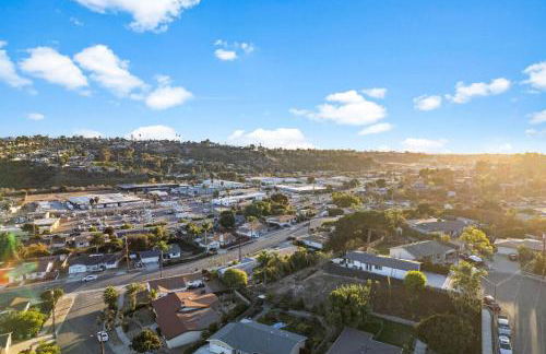 Dog-Friendly House with Hot Tub, AC, Game Room - Photo 48