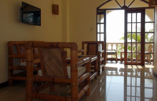 Squares Cafe and Apartments - Foto 73