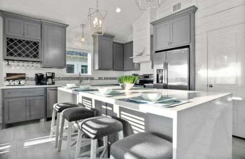 Luxury 3BR Beach Cabin w Gulf Views and Soaking Tub - Foto 3